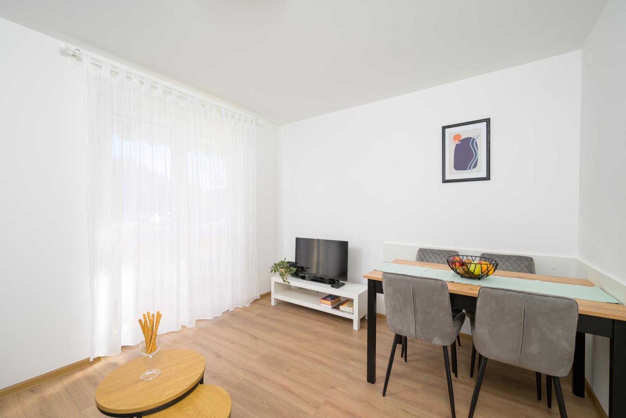 Apartment Pina Пореч Экстерьер фото
