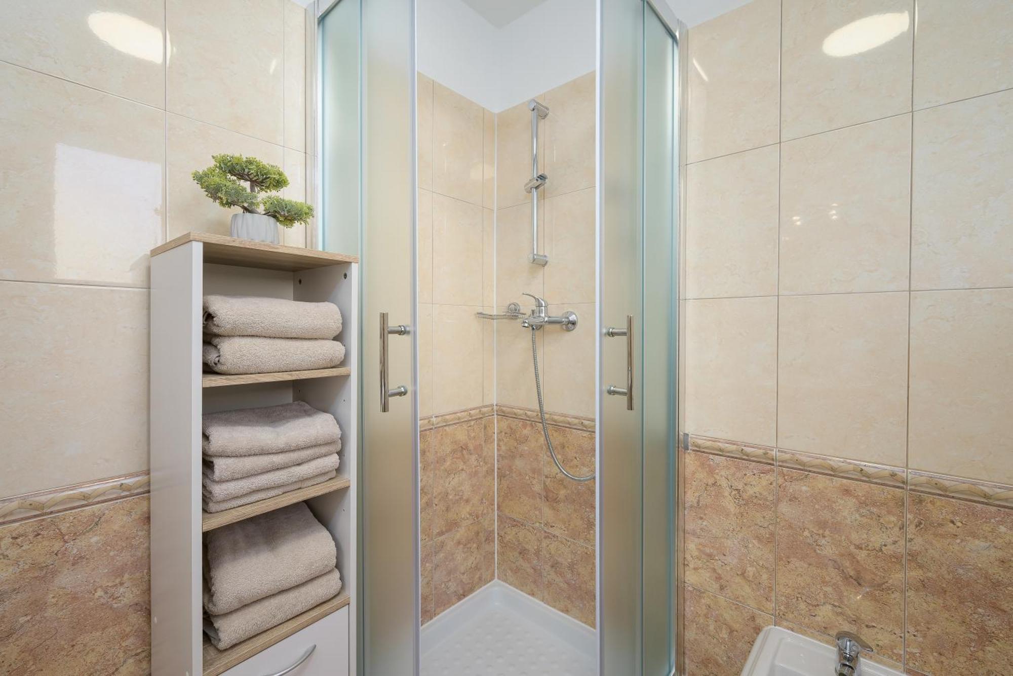 Apartment Pina Пореч Экстерьер фото