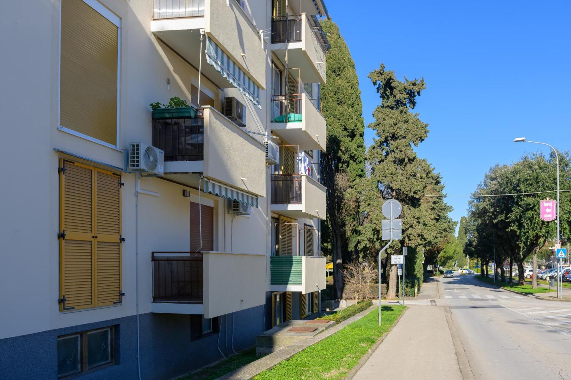 Apartment Pina Пореч Экстерьер фото